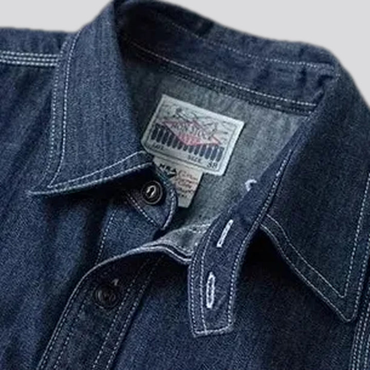 Comfortable average fit worker men's denim shirt